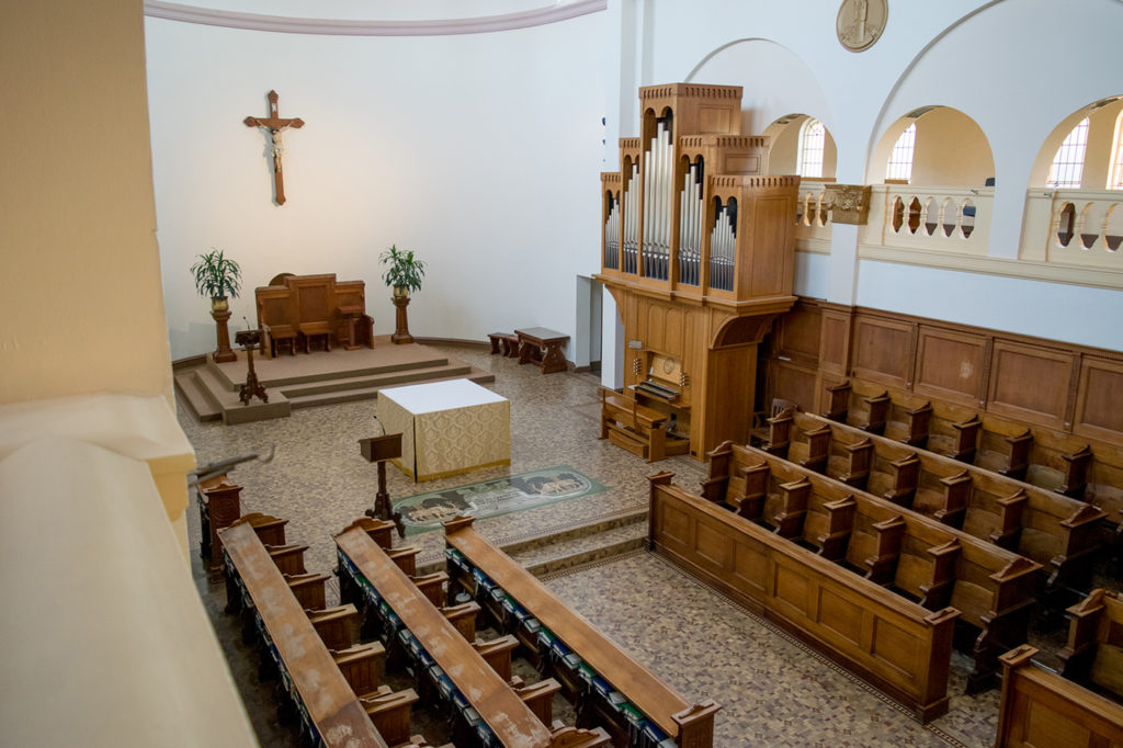 Martin Ott Opus 79 beside the choir stalls at Mount Angel Abbey